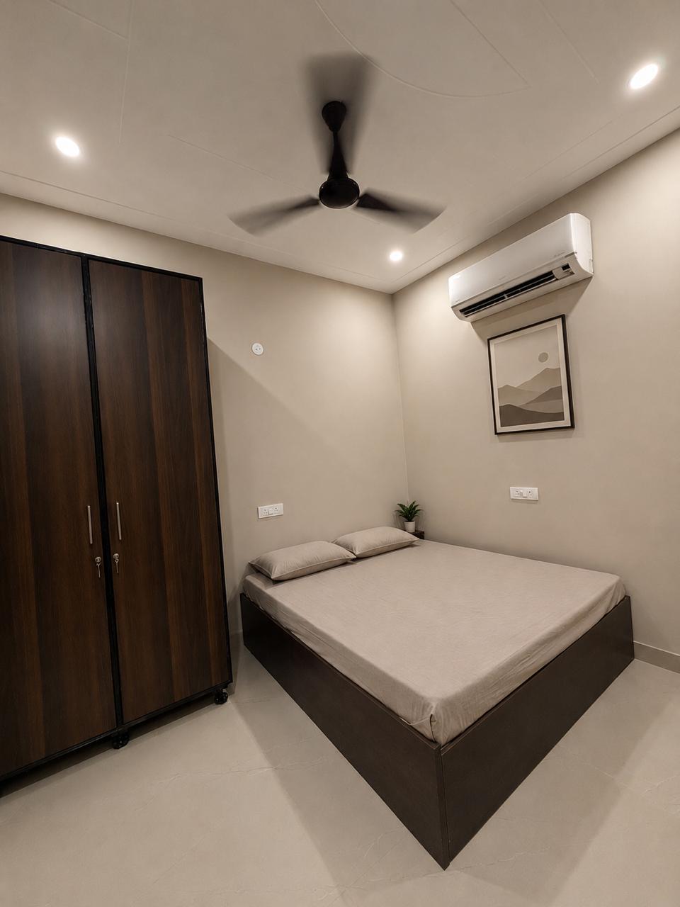 Premium PG Room